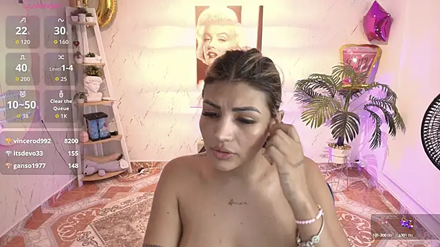 Snapshot of SALOOMEE__ chatting on September 24, 4:28 pm SALOOMEE online show from September 24, 4:28 pm