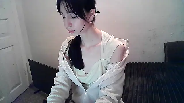 ElizaSwon online show from October 5, 3:06 pm