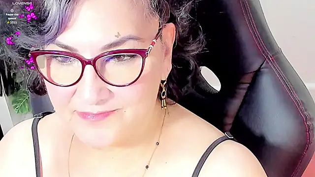 Snapshot of cataleya_mom chatting on September 16, 8:22 am cataleya mom online show from September 16, 8:22 am