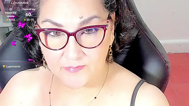 Snapshot of cataleya_mom chatting on October 21, 6:50 am cataleya mom online show from October 21, 6:50 am