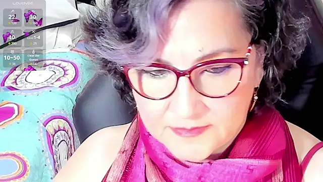 Snapshot of cataleya_mom chatting on September 18, 8:24 am cataleya mom online show from September 18, 8:24 am