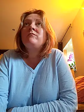 lady charlyne online show from October 4, 7:58 am