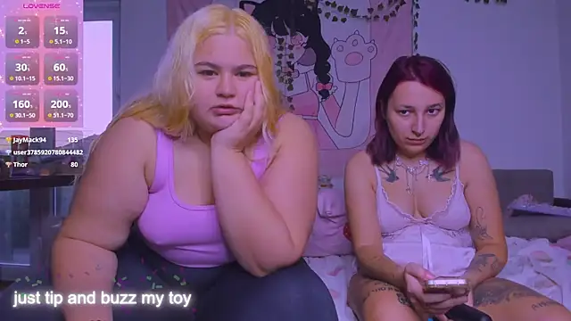 Snapshot of Freakcute_ chatting on October 6, 4:23 pm Freakcute  online show from October 6, 4:23 pm