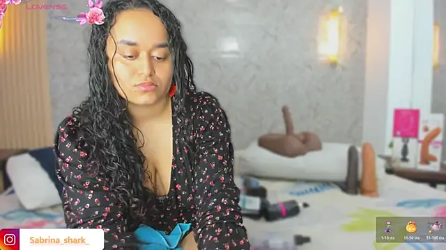 Snapshot of sabrina_shark_ chatting on October 27, 2:51 am sabrina shark online show from October 27, 2:51 am