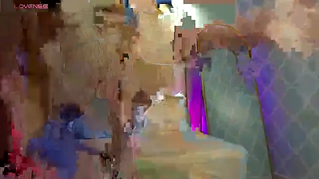 Snapshot of ayla13_ chatting on October 30, 8:10 pm ayla13  online show from October 30, 8:10 pm