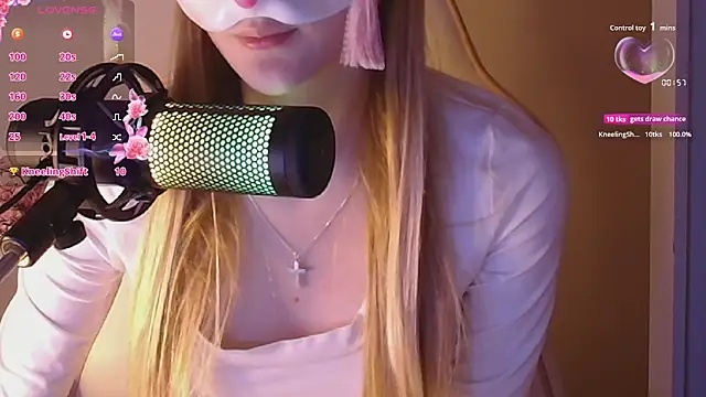 Snapshot of Sydney_Swan chatting on October 10, 2:05 am Sydney Swan online show from October 10, 2:05 am