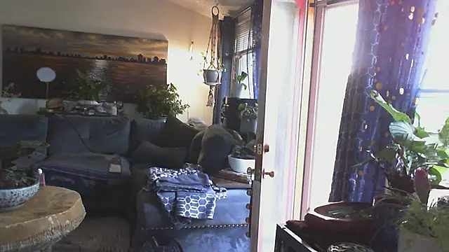 CeceilaMoon online show from October 19, 4:31 pm