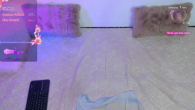 pauline golden1 online show from October 25, 3:14 am