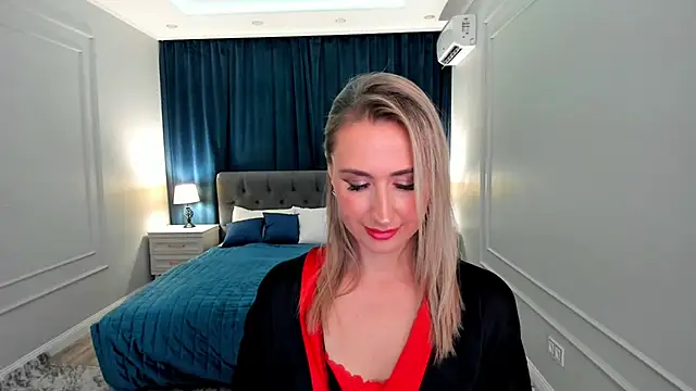 Snapshot of PassionGlow chatting on September 22, 7:34 pm PassionGlow online show from September 22, 7:34 pm