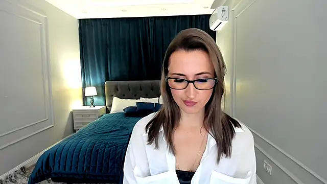 Snapshot of PassionGlow chatting on October 4, 4:07 am PassionGlow online show from October 4, 4:07 am