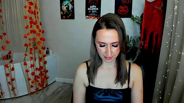 Snapshot of PassionGlow chatting on October 13, 3:42 am PassionGlow online show from October 13, 3:42 am