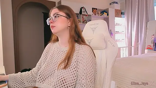 elisejays online show from October 10, 12:43 pm