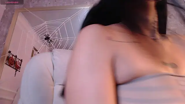 Snapshot of cattleya_jensen_ chatting on October 25, 2:03 pm cattleya jensen  online show from October 25, 2:03 pm