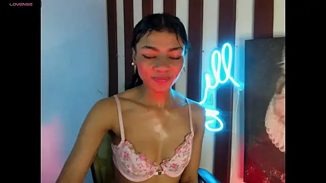 Snapshot of Lilithsabeth chatting on September 21, 10:52 pm Lilithsabeth online show from September 21, 10:52 pm