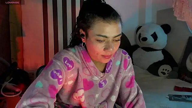 Snapshot of Lilithsabeth chatting on October 29, 1:21 am Lilithsabeth online show from October 29, 1:21 am