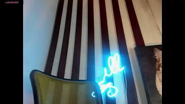 Snapshot of Lilithsabeth chatting on September 19, 2:32 am Lilithsabeth online show from September 19, 2:32 am