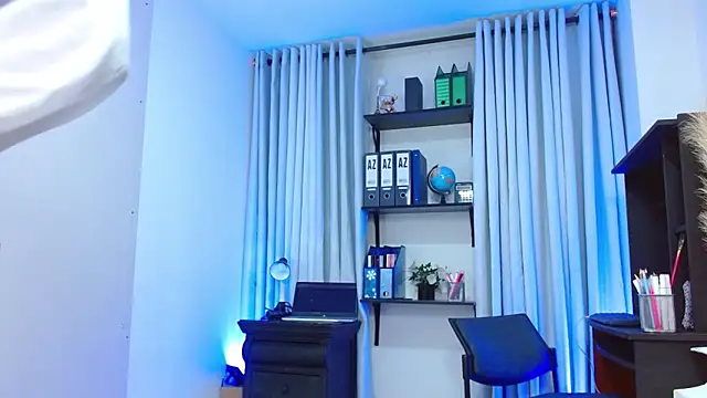  Crystal evains online show from March 12, 3:37 pm