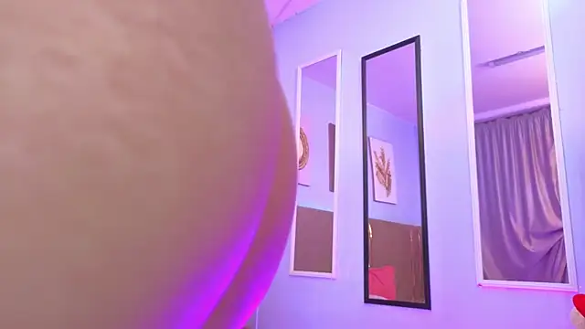 sarah cruzz  online show from February 21, 12:22 am