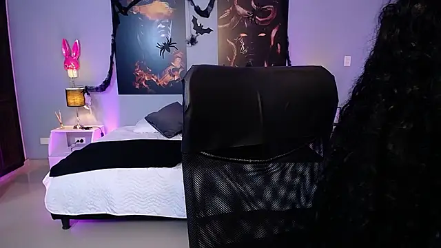 Snapshot of JasmineCampbell_ chatting on October 30, 9:16 pm JasmineCampbell online show from October 30, 9:16 pm