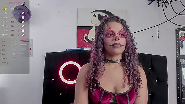 Snapshot of Lips_SaraSofia2 chatting on October 20, 1:41 am Lips SaraSofia2 online show from October 20, 1:41 am