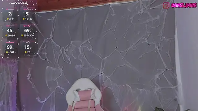 Snapshot of sami_monroe chatting on October 28, 3:07 pm sami monroe online show from October 28, 3:07 pm