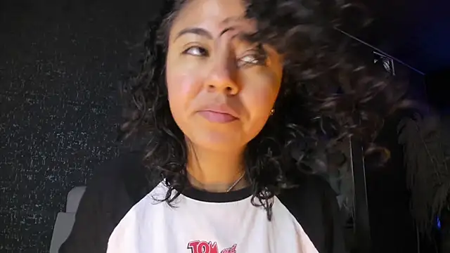 Snapshot of Amareto_ chatting on October 13, 1:03 pm Amareto online show from October 13, 1:03 pm