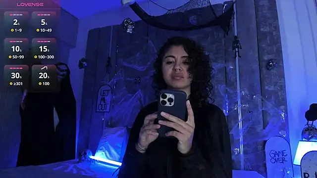 Snapshot of Amareto_ chatting on October 31, 11:47 am Amareto online show from October 31, 11:47 am