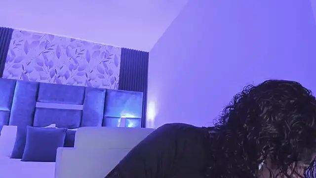 Snapshot of Amareto_ chatting on October 15, 11:02 am Amareto online show from October 15, 11:02 am