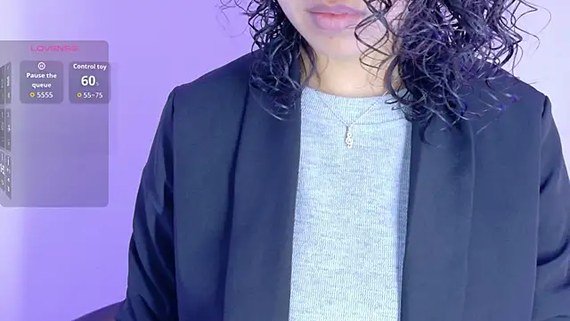 Snapshot of Amareto_ chatting on September 30, 11:27 am Amareto online show from September 30, 11:27 am