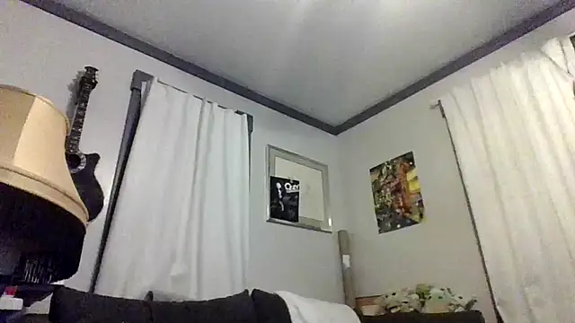 linsnextdoor26 online show from March 30, 6:46 am