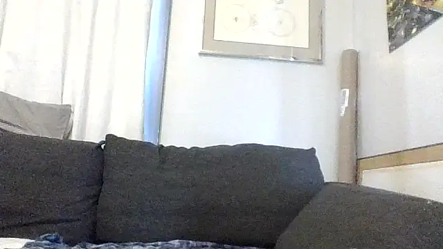 linsnextdoor26 online show from February 2, 10:09 pm