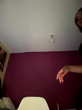 Snapshot of SSEXYBUBBLEBUTT101 chatting on September 24, 12:59 pm SSEXYBUBBLEBUTT101 online show from September 24, 12:59 pm