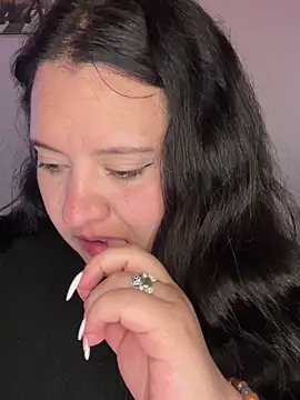 dannarossy  online show from September 10, 1:44 pm