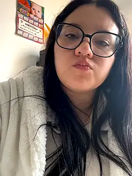 dannarossy  online show from September 12, 2:02 pm