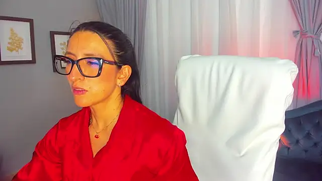 kira moon   online show from February 8, 7:28 pm