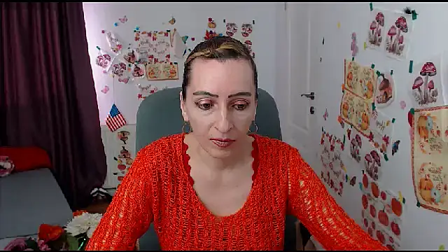 EvelynAngell online show from September 15, 6:00 am