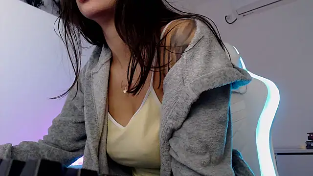 Snapshot of Wet_Aarya_ chatting on October 18, 5:59 pm Wet Aarya online show from October 18, 5:59 pm