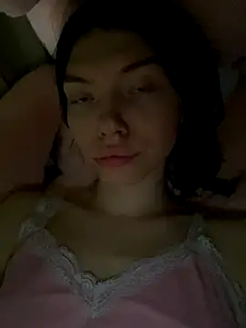 Lisaaa Alisa online show from October 13, 8:00 pm