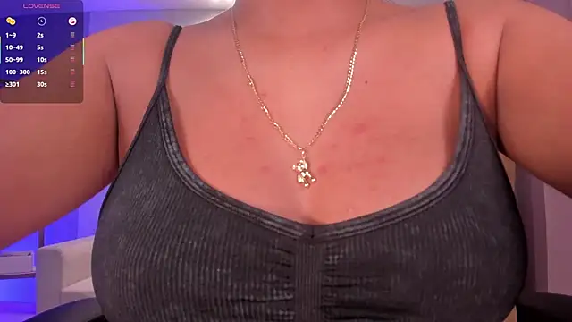 Snapshot of JessicaWilliams1 chatting on October 30, 10:06 am JessicaWilliams1 online show from October 30, 10:06 am