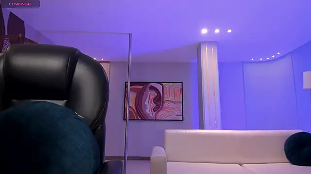 Snapshot of JessicaWilliams1 chatting on October 21, 9:46 am JessicaWilliams1 online show from October 21, 9:46 am