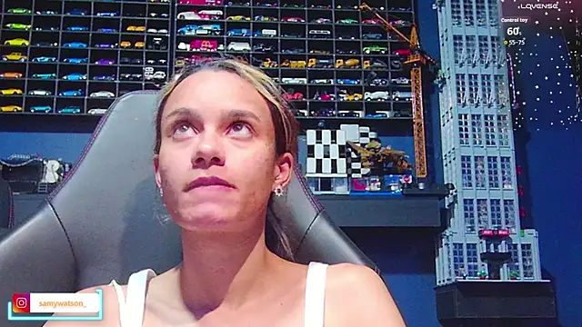 Snapshot of SamanthaWatson chatting on September 23, 12:53 am SamanthaWatson online show from September 23, 12:53 am