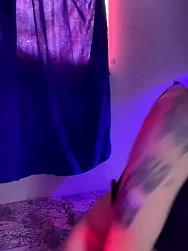 Snapshot of LiliJones_ chatting on October 7, 5:28 pm LiliJones  online show from October 7, 5:28 pm