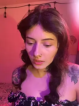 LiliJones  online show from February 19, 3:22 pm