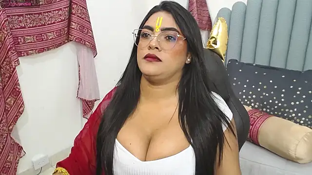 Snapshot of lakshmiraniii chatting on October 6, 7:18 pm lakshmiraniii online show from October 6, 7:18 pm