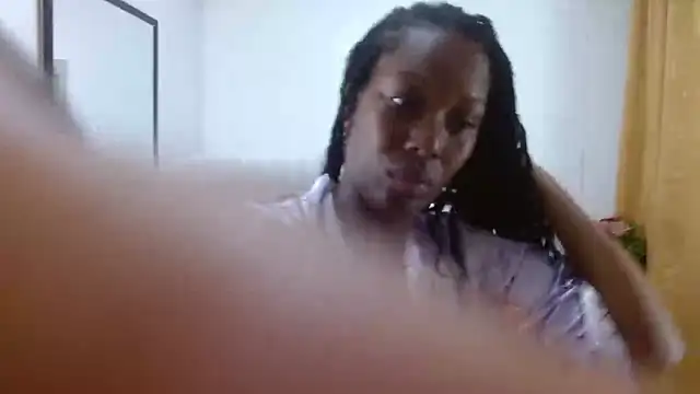 Snapshot of Sara_Marks chatting on September 22, 11:19 am Sara Marks online show from September 22, 11:19 am