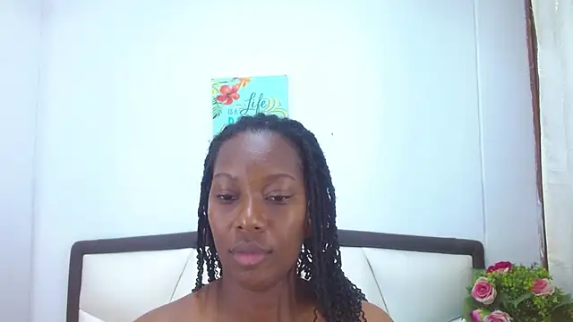 Snapshot of Sara_Marks chatting on October 31, 11:47 am Sara Marks online show from October 31, 11:47 am