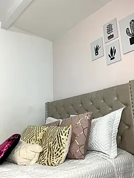 ImAlicee online show from October 16, 10:12 pm