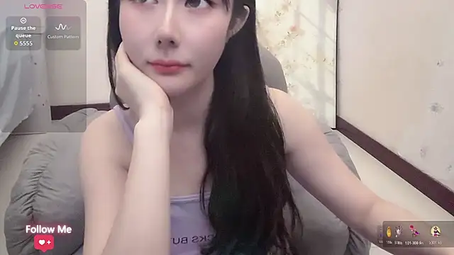 qiqi-- online show from April 23, 5:59 am