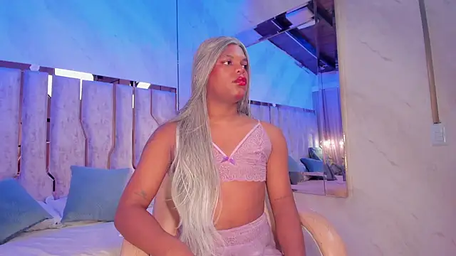 ari monet online show from March 28, 11:54 am