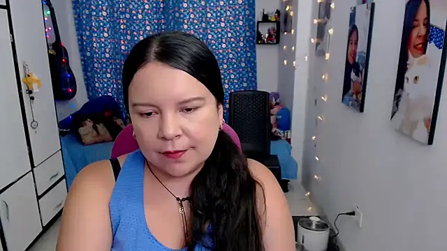 Snapshot of claryssa_ chatting on October 1, 8:14 pm claryssa online show from October 1, 8:14 pm